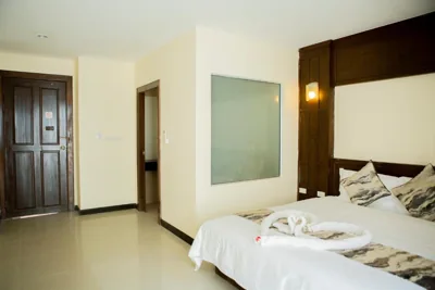 Chambre Queen Deluxe — Blue Skyline Hotel